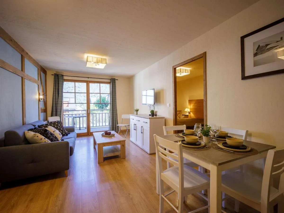 Appartement 6 Pers, Balcon, Piscine & Sauna, Parking Securise, Saint-Lary-Soulan - Fr-1-296-421